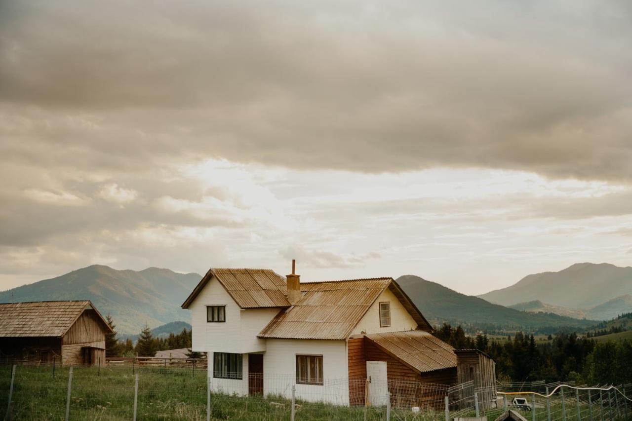Popasul Transilvania Piatra Fantanele Esterno foto