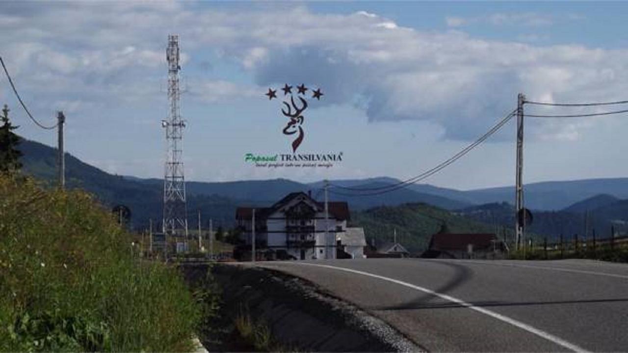 Popasul Transilvania Piatra Fantanele Esterno foto